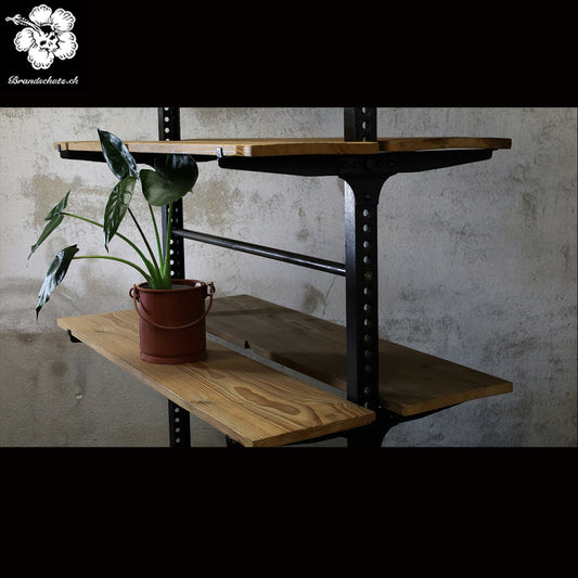 genietetes Regal / Raumteiler / Raumtrenner