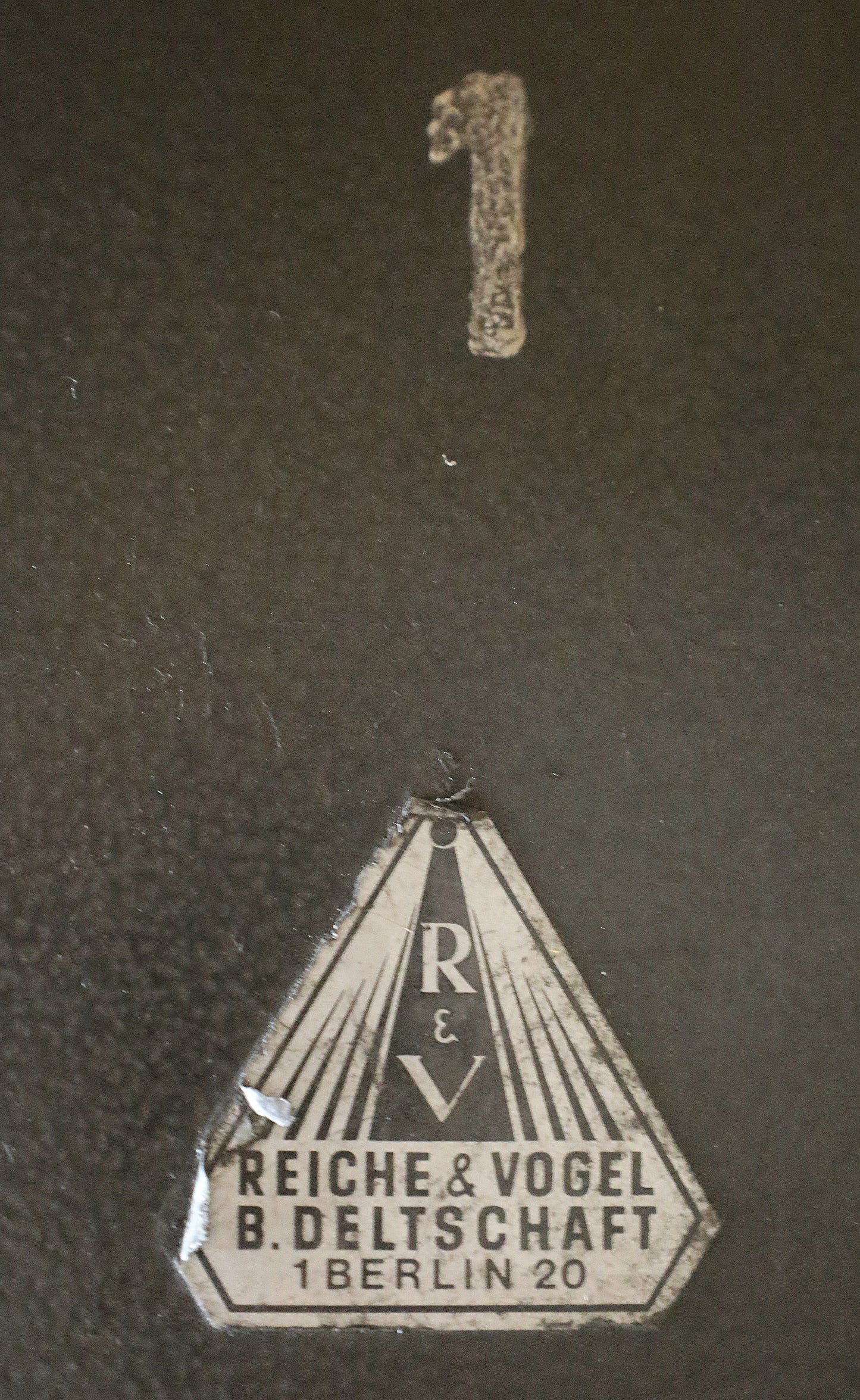 AE Cremer Spotlight on Tripod