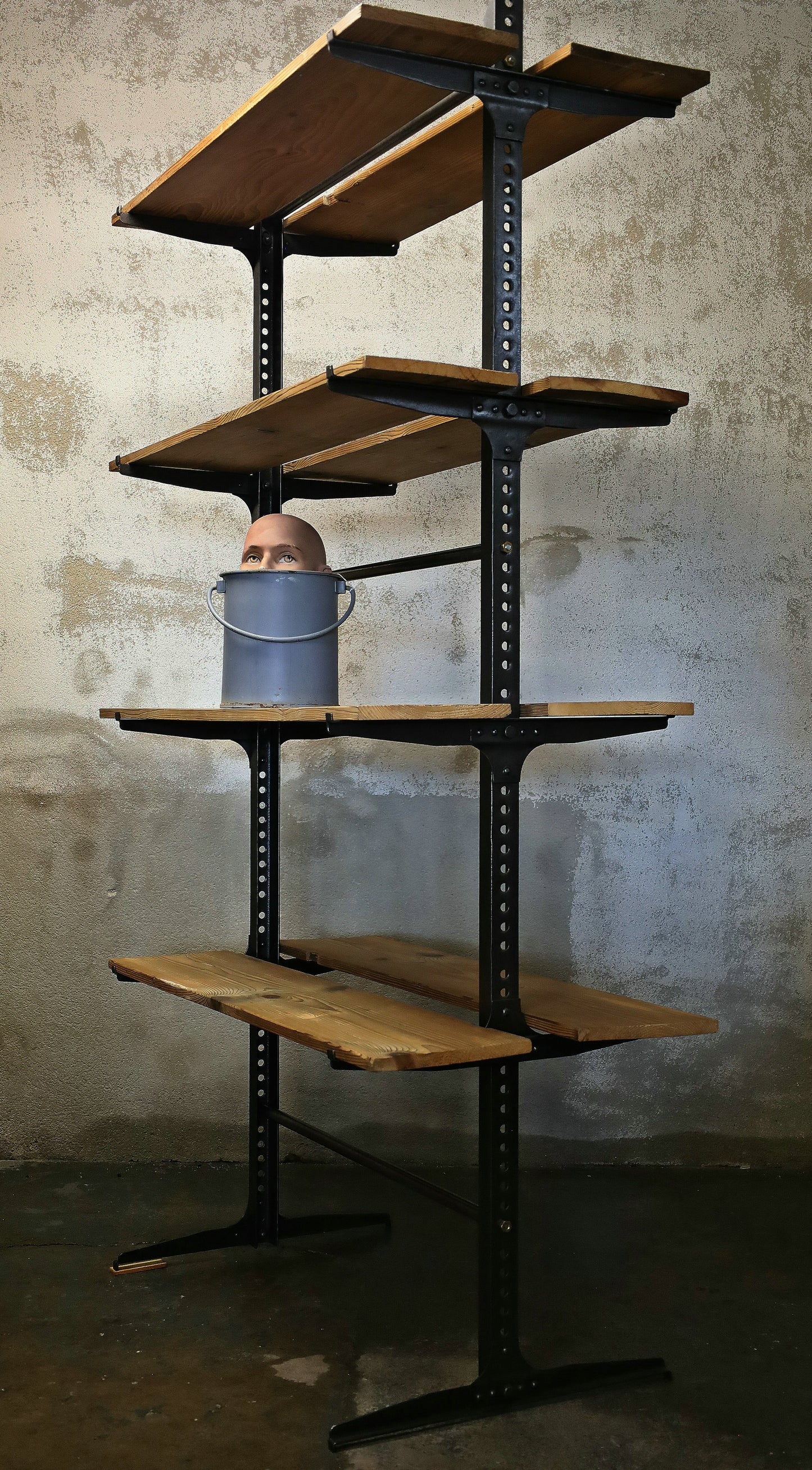 genietetes Regal / Raumteiler / Raumtrenner