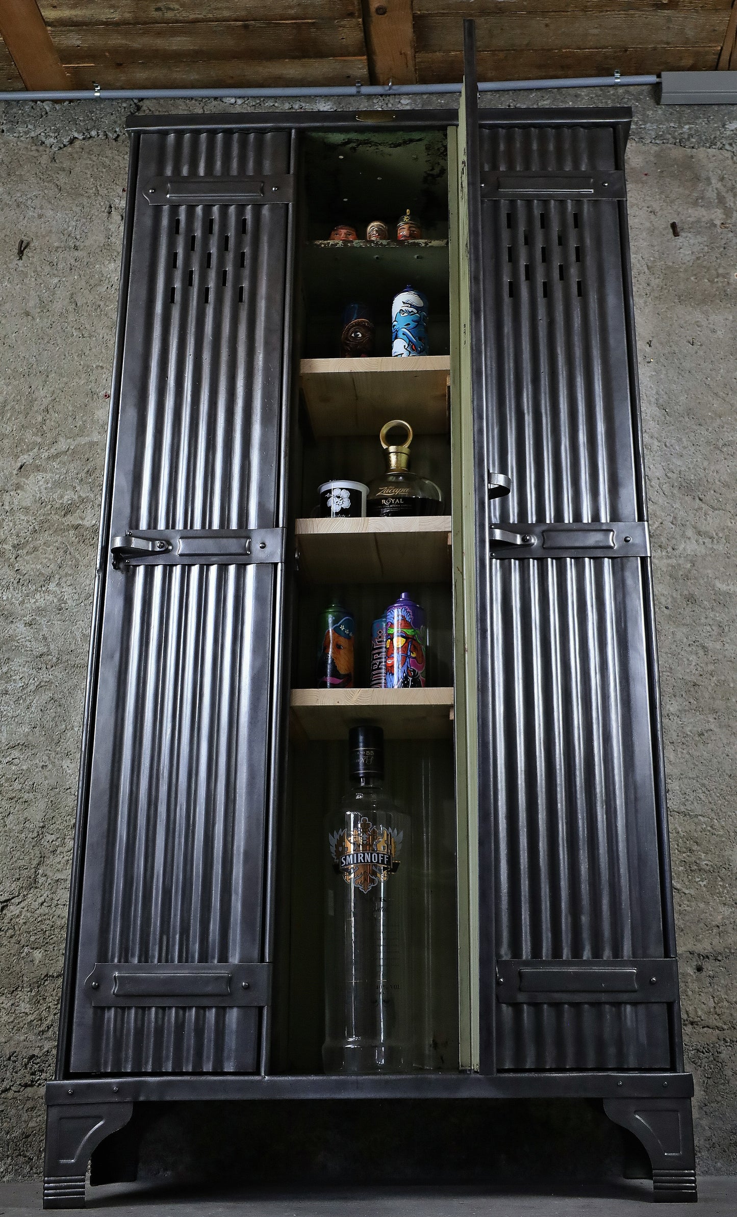 Strafor 3türiger Spind / Vestiaire T