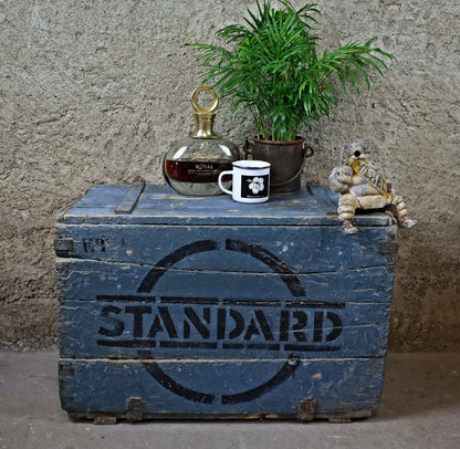 Standard Oil Truhe/Kiste