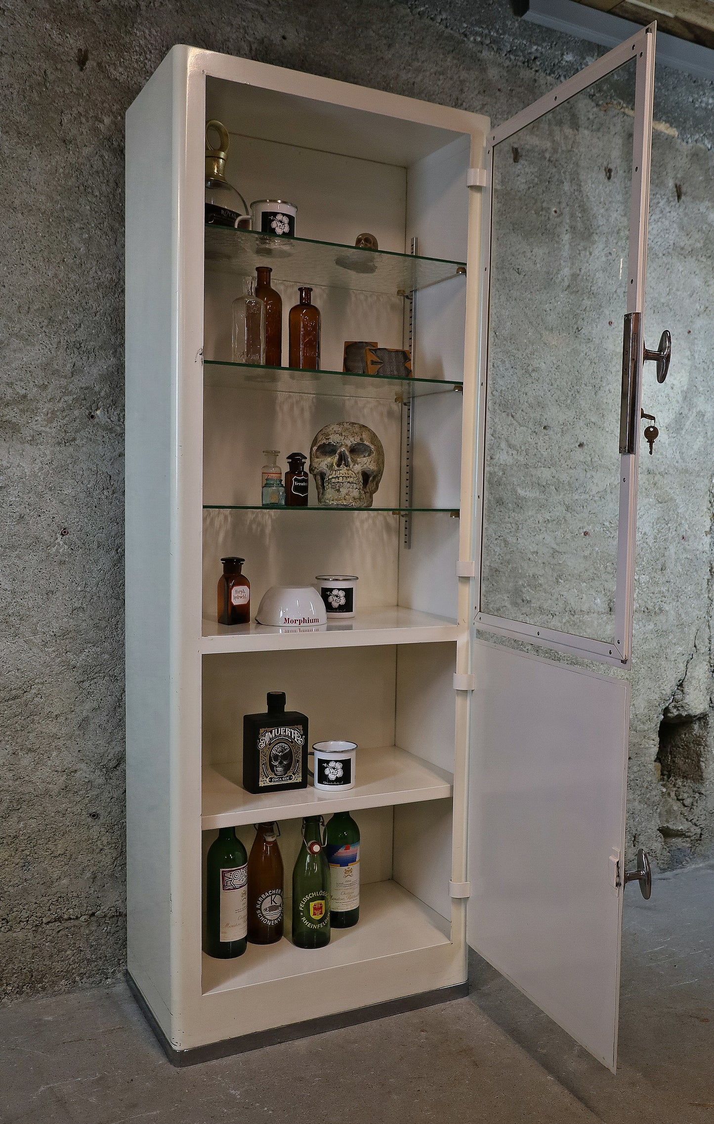 Medizinschrank, Arztvitrine, Arztschrank, Spitalschrank