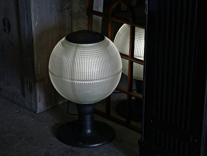 Holophane Stehleuchte, Lampe, Stehlampe auf kl. Gussfuss