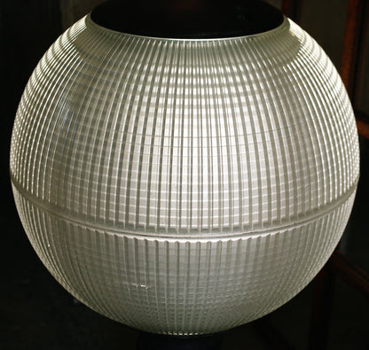 Holophane Stehleuchte, Lampe, Stehlampe auf kl. Gussfuss