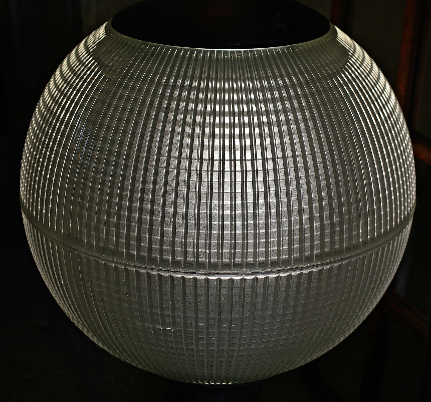 Holophane Stehleuchte, Lampe, Stehlampe auf kl. Gussfuss