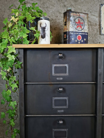 Strafor 15türiger Klappschrank / Aktenschrank