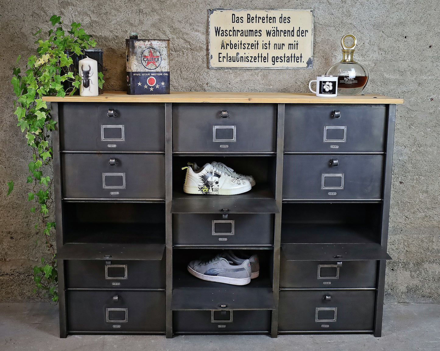 Strafor 15türiger Klappschrank / Aktenschrank