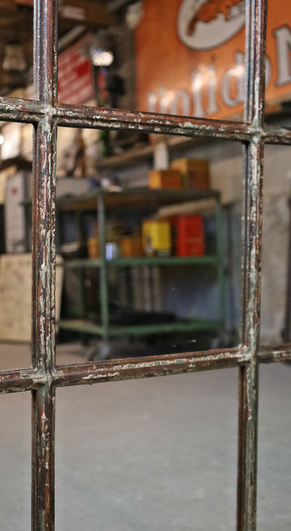 Gusseisenfenster, Segmentbogenfenster verspiegelt