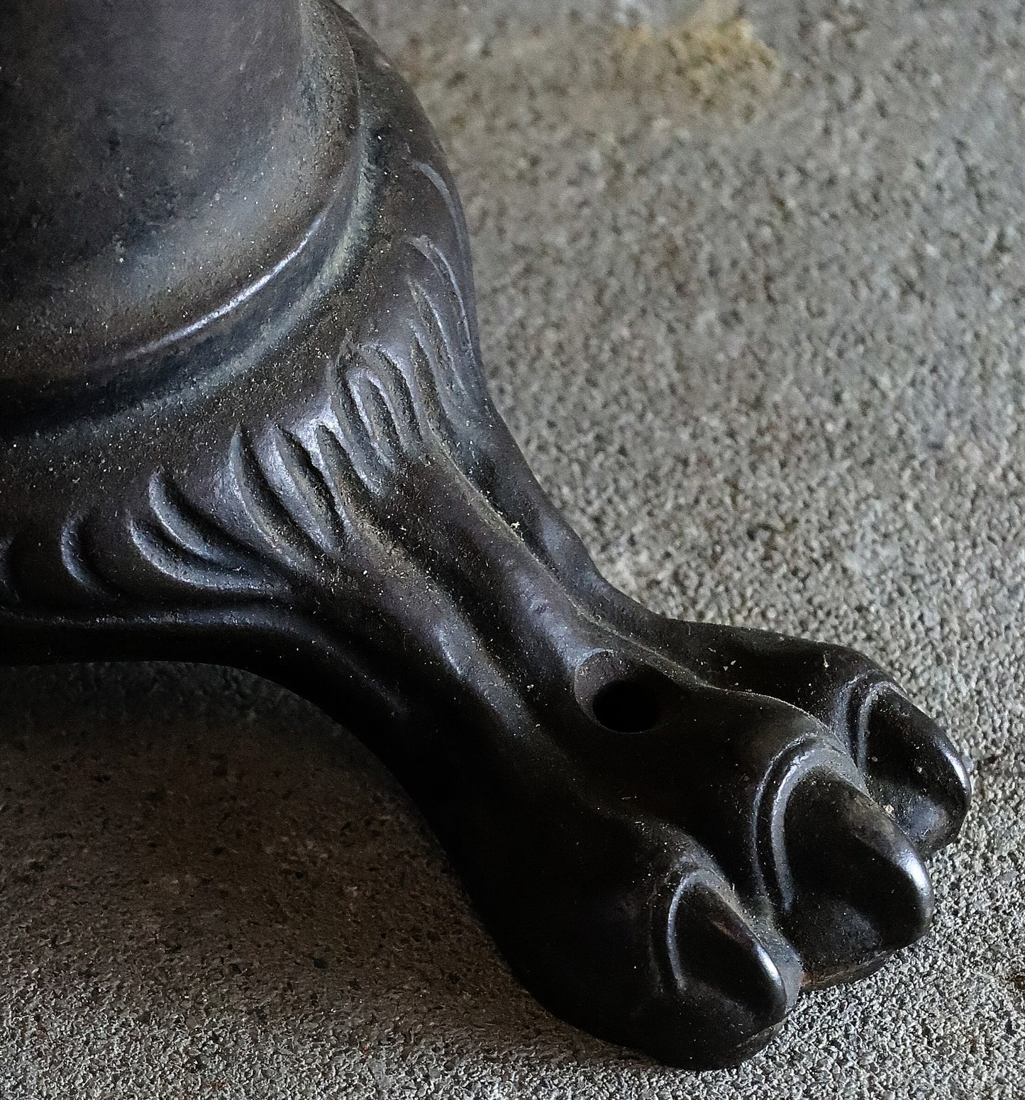 Singer Tatzenhocker, Werkstatthocker