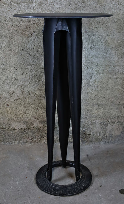 Stehtisch "Meuble Multipl's" mit Gusseisenfuss