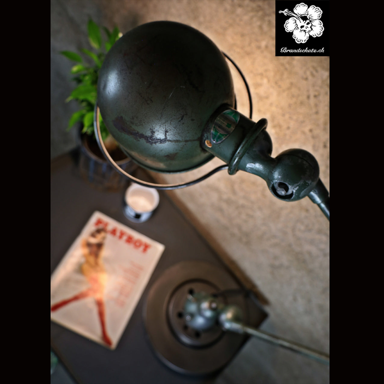 Holophane floor lamp, lamp, standing lamp on small cast iron base