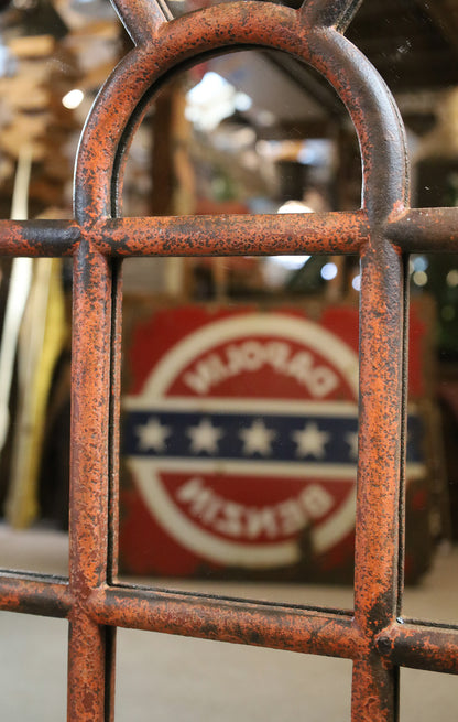 Gusseisenfenster, Segmentbogenfenster verspiegelt