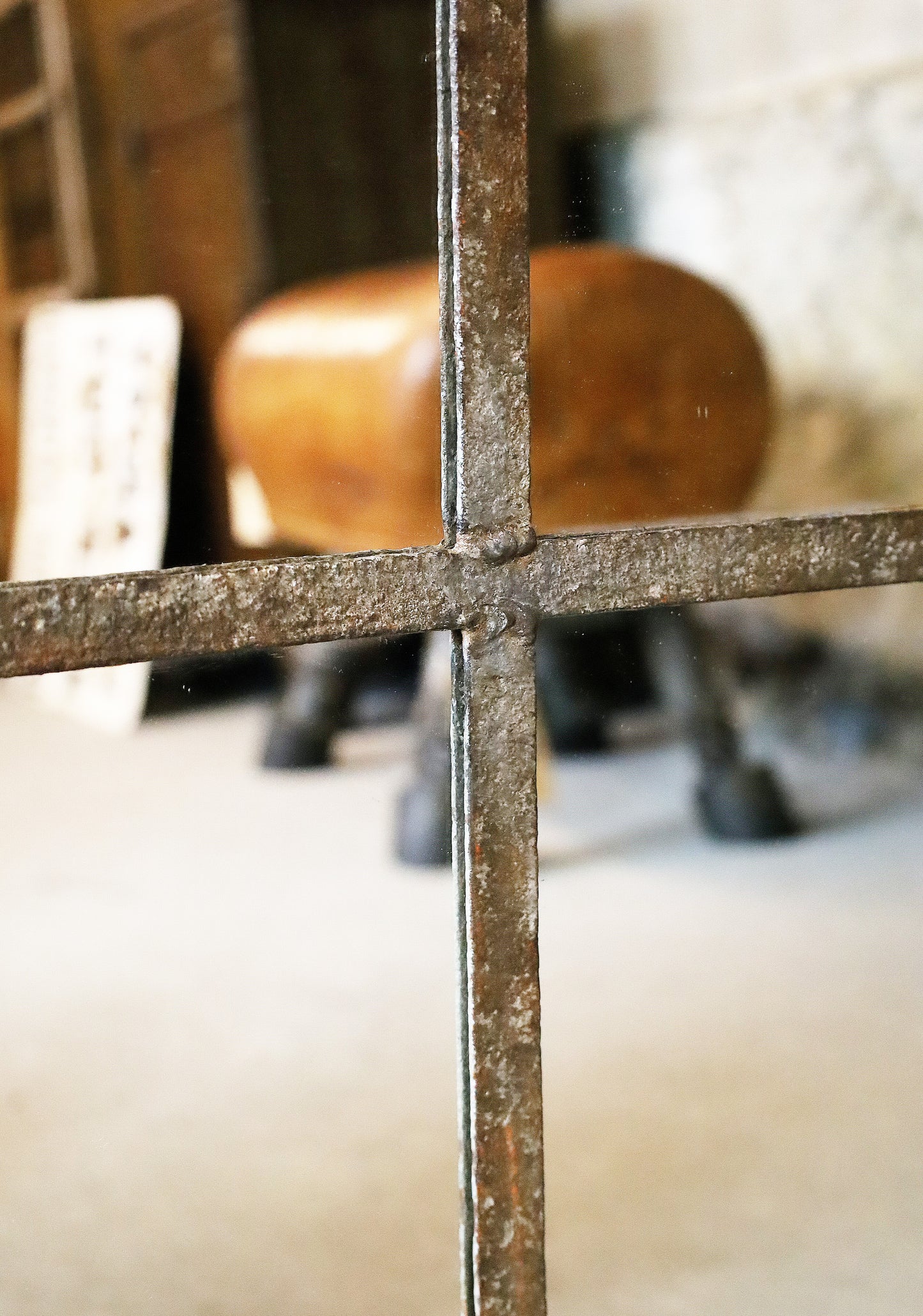 Duo Eisenfenster verspiegelt