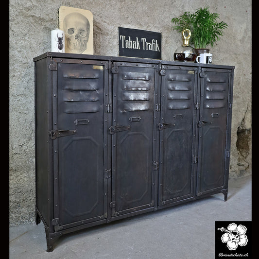 Kommode / Spind "Schwartz-Hautmont"
