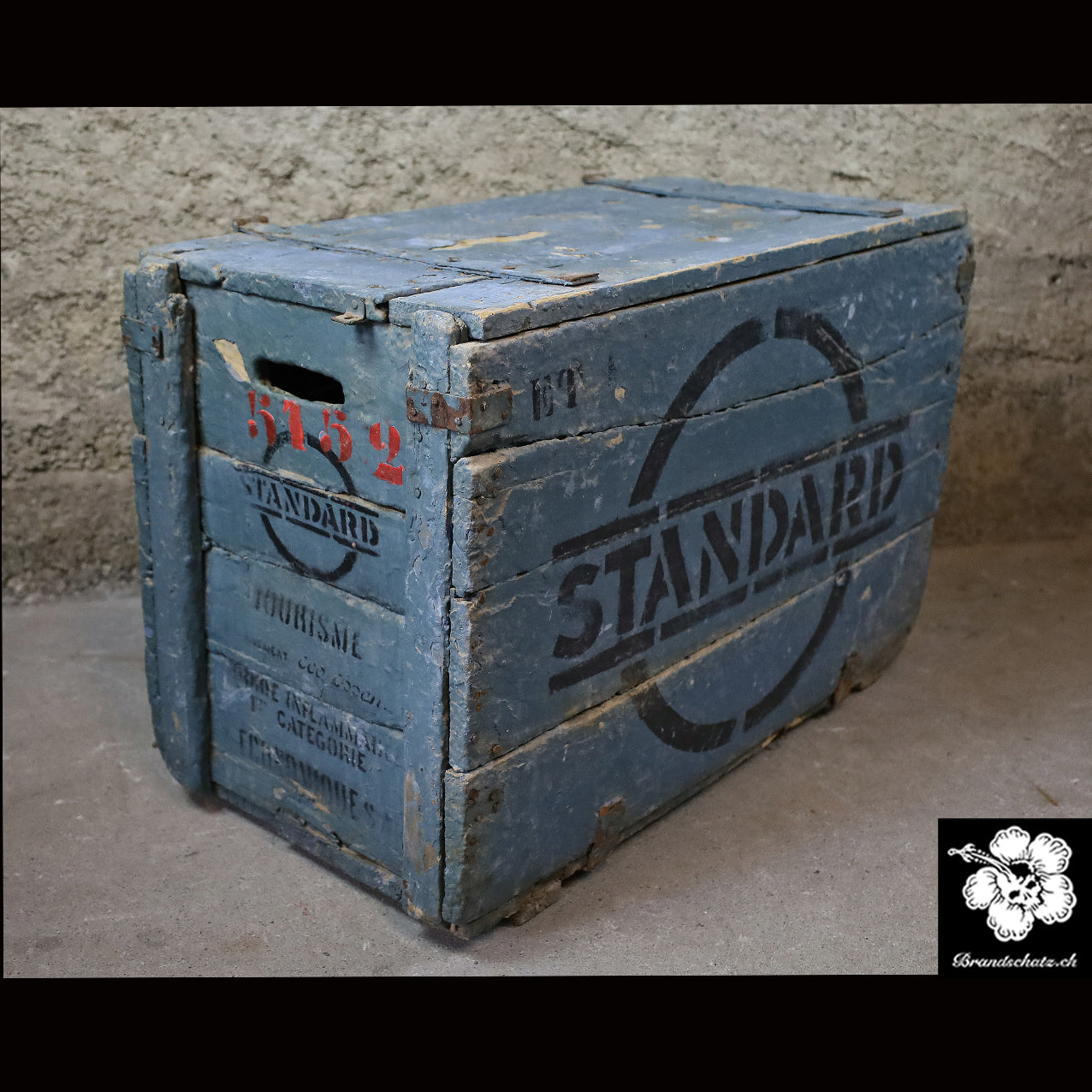Standard Oil Truhe/Kiste