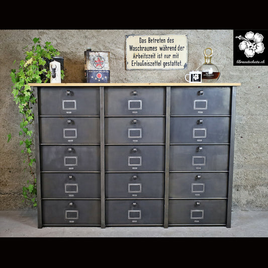 Strafor 15türiger Klappschrank / Aktenschrank