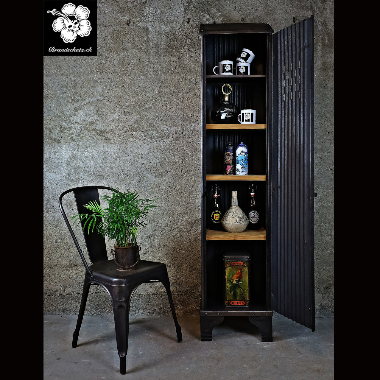 Strafor 1türiger Spind / Vestiaire W