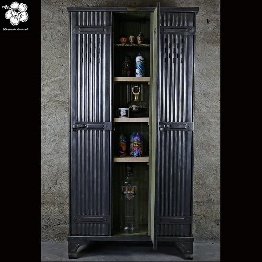 Strafor 3türiger Spind / Vestiaire T