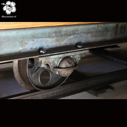 XXL Couchtisch aus altem Minen Wagen / Lore, Minenlore